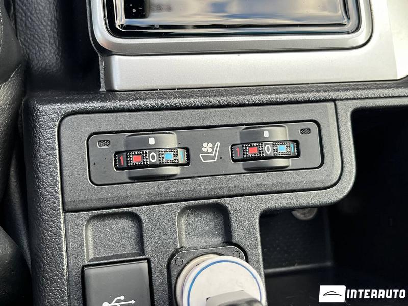 Toyota Land Cruiser Prado 24 automobil-interauto