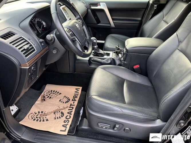 Toyota Land Cruiser Prado 32 interauto-car