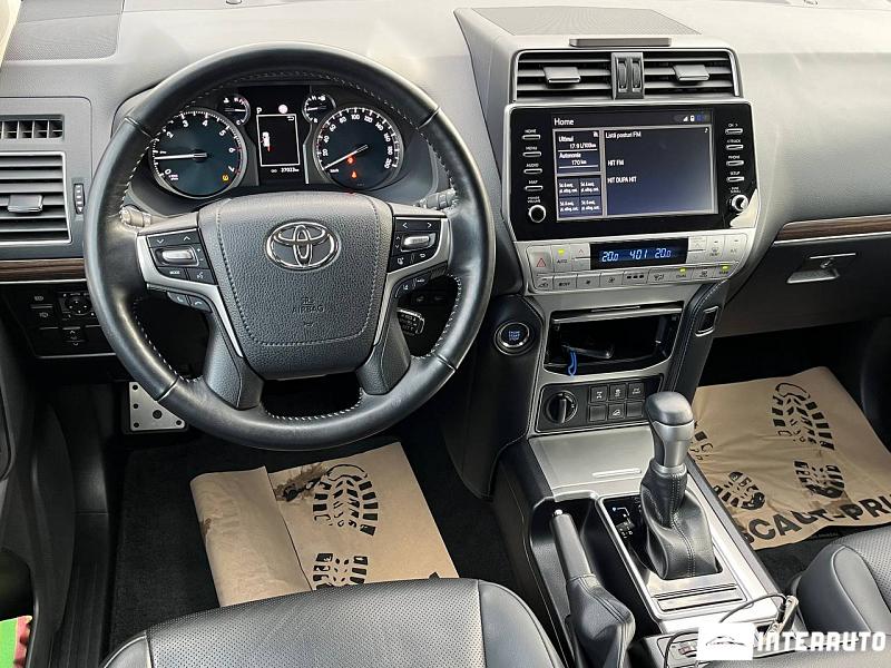Toyota Land Cruiser Prado 18 automobil-interauto