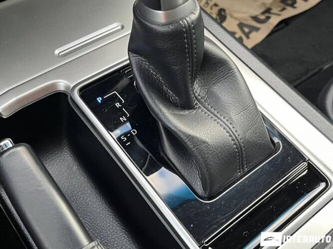 Toyota Land Cruiser Prado 39 interauto-car