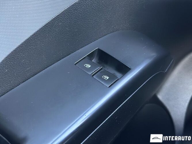 Chevrolet Aveo 33 interauto-car