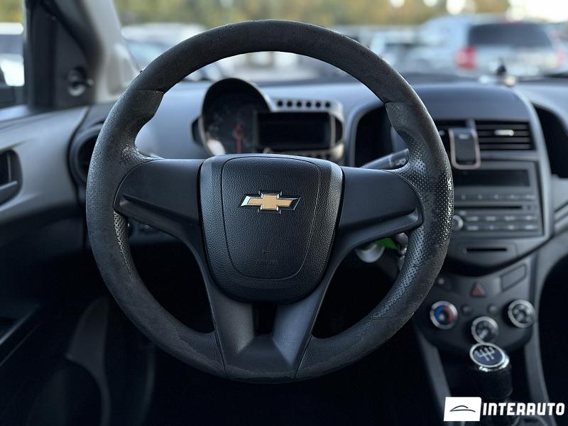 Chevrolet Aveo 19 automobil-interauto