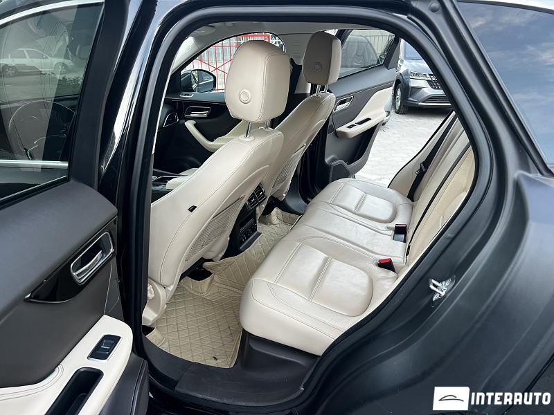 Jaguar F-Pace 26 automobil-interauto