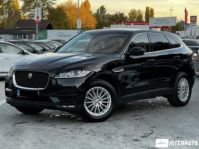Jaguar F-Pace 28 interauto-car