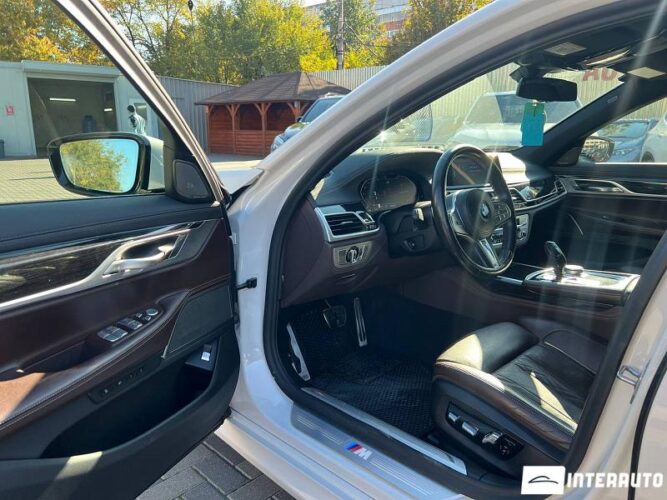 BMW 740 37 interauto-car