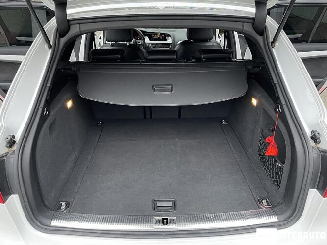 Audi A4 45 interauto-car
