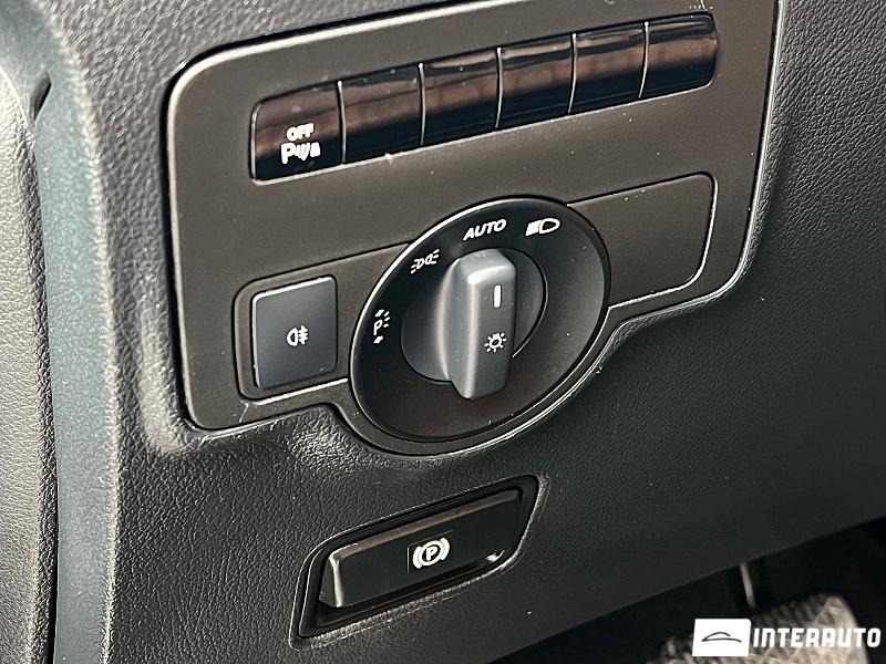 Mercedes Vito 17 automobil-interauto