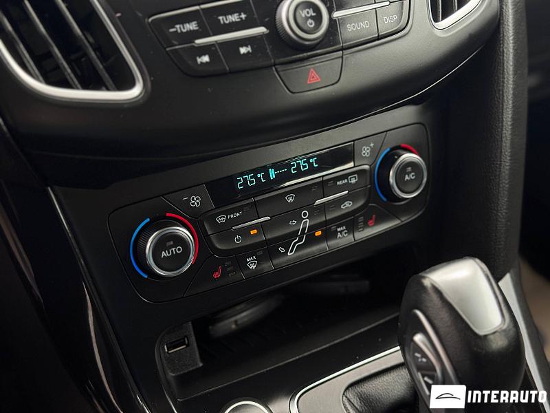 Ford Focus 22 automobil-interauto