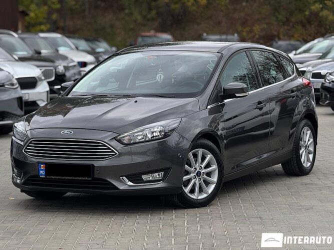 Ford Focus 32 interauto-car