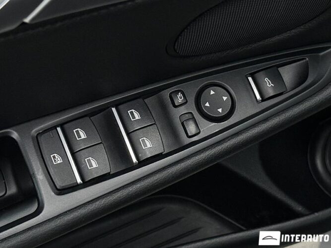 BMW X5 4.0e 55 interauto-car