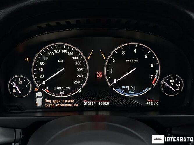 BMW X5 4.0e 43 interauto-car