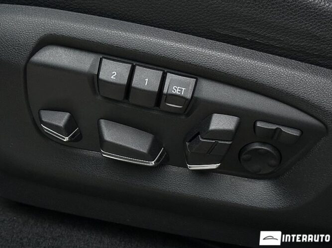 BMW X5 4.0e 57 interauto-car