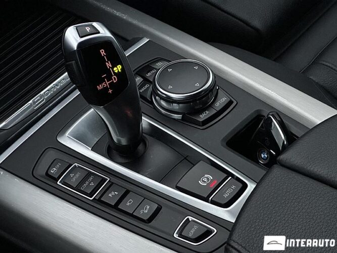 BMW X5 4.0e 47 interauto-car