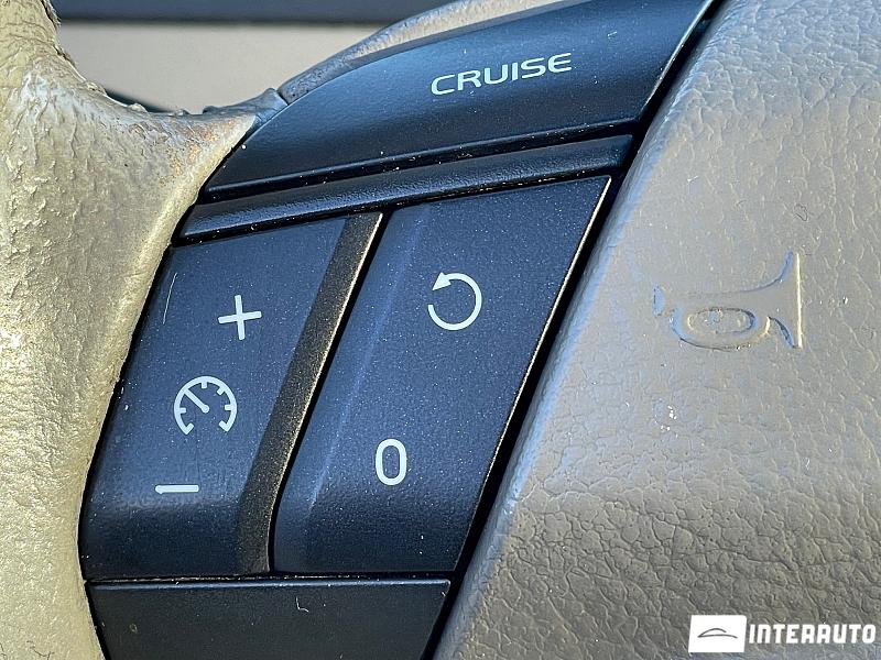 Volvo XC 90 15 automobil-interauto