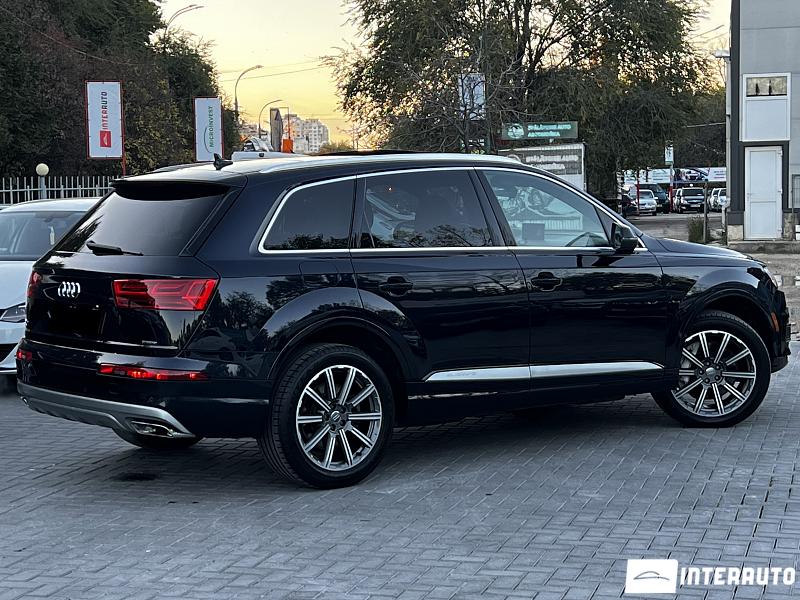 Audi Q7 13 automobil-interauto