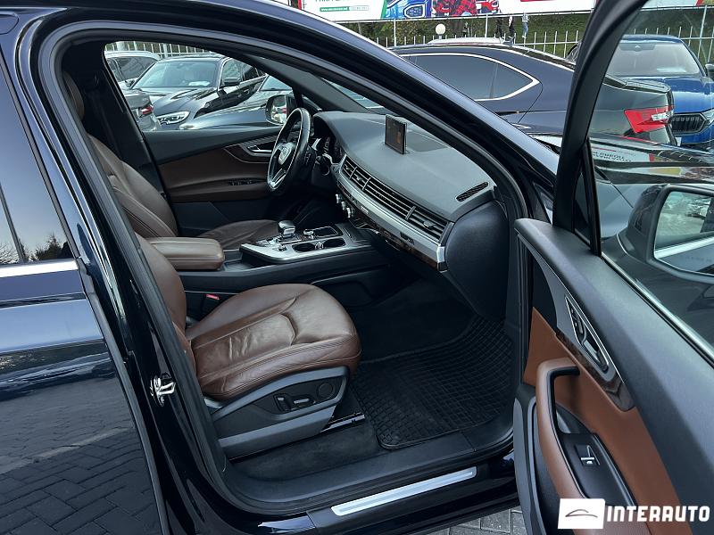 Audi Q7 29 automobil-interauto
