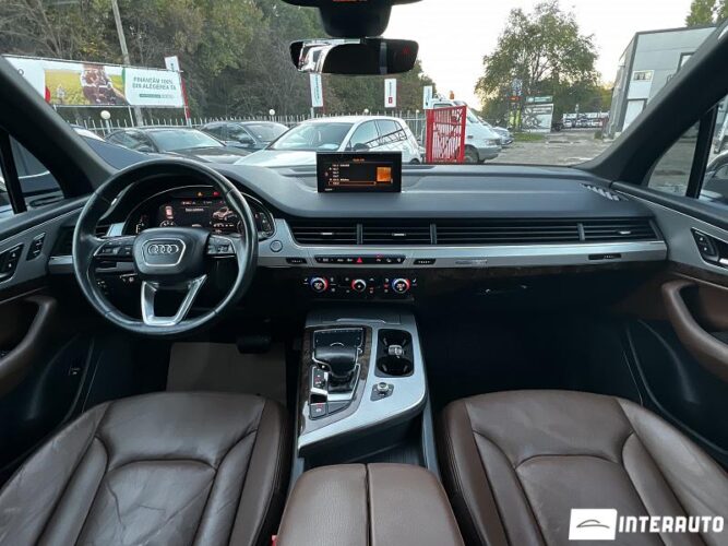 Audi Q7 52 interauto-car