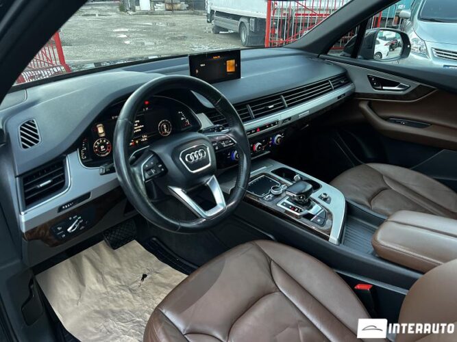 Audi Q7 44 interauto-car