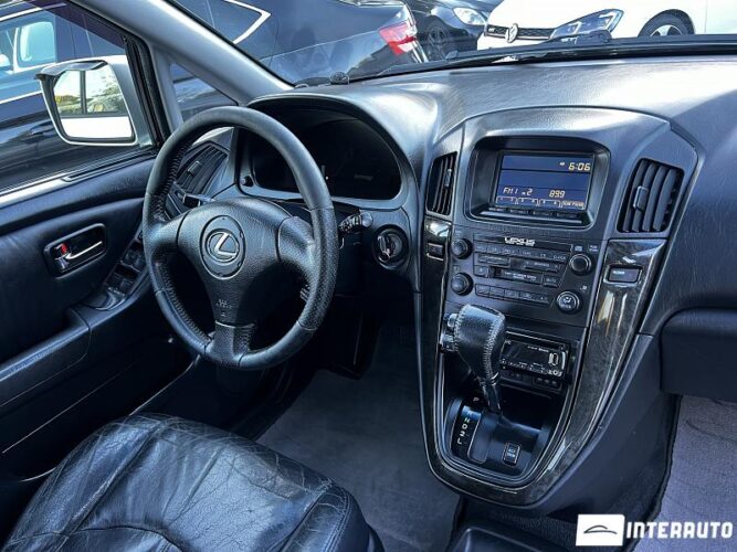 Lexus RX 300 36 interauto-car