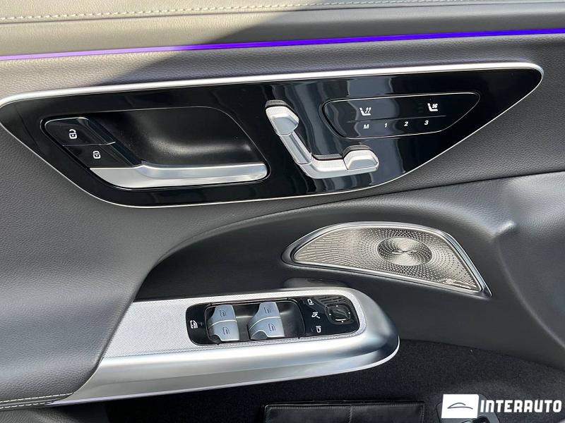 Mercedes E 300de Hybrid Plug-In 16 automobil-interauto