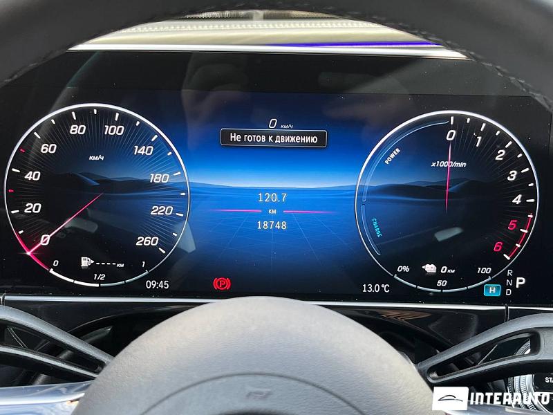 Mercedes E 300de Hybrid Plug-In 20 automobil-interauto