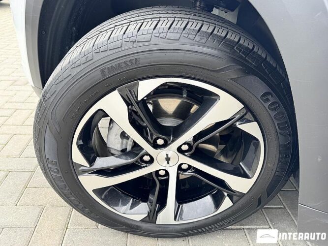 Chevrolet Trax 46 interauto-car