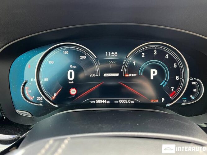 BMW 530e 37 interauto-car