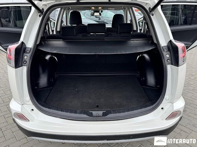 Toyota Rav-4 53 interauto-car