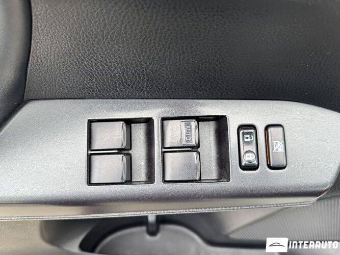 Toyota Rav-4 51 interauto-car