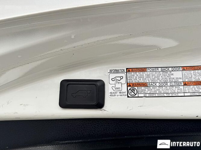 Toyota Rav-4 52 interauto-car