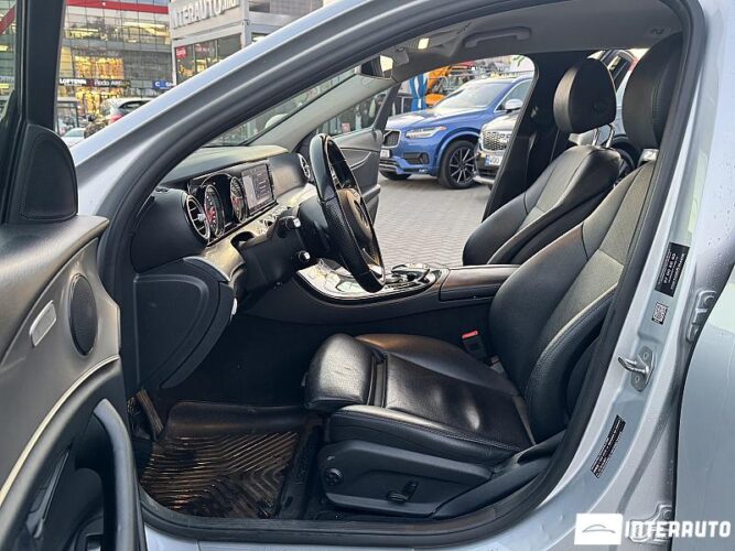 Mercedes E 220 35 interauto-car
