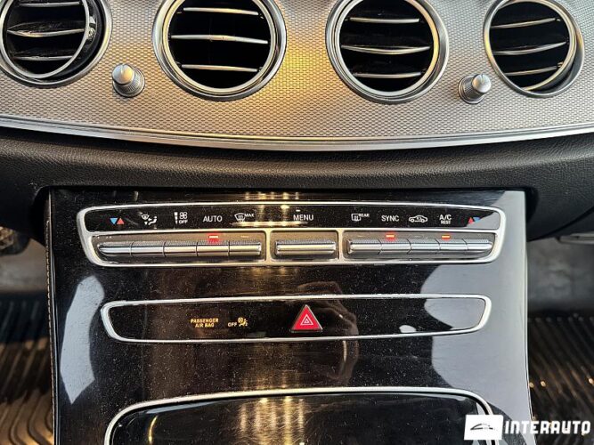 Mercedes E 220 41 interauto-car