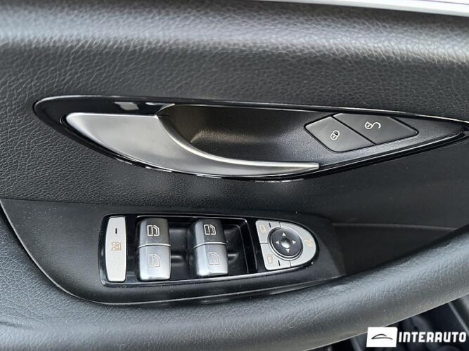 Mercedes E 220 46 interauto-car