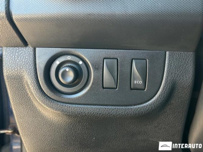 Dacia Logan MCV 38 interauto-car