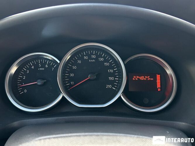 Dacia Logan MCV 40 interauto-car