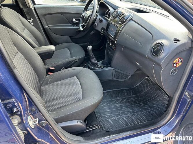 Dacia Logan MCV 36 interauto-car