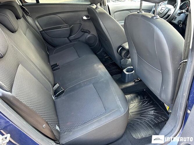 Dacia Logan MCV 46 interauto-car