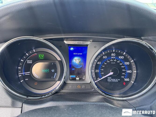 Hyundai Sonata 40 interauto-car