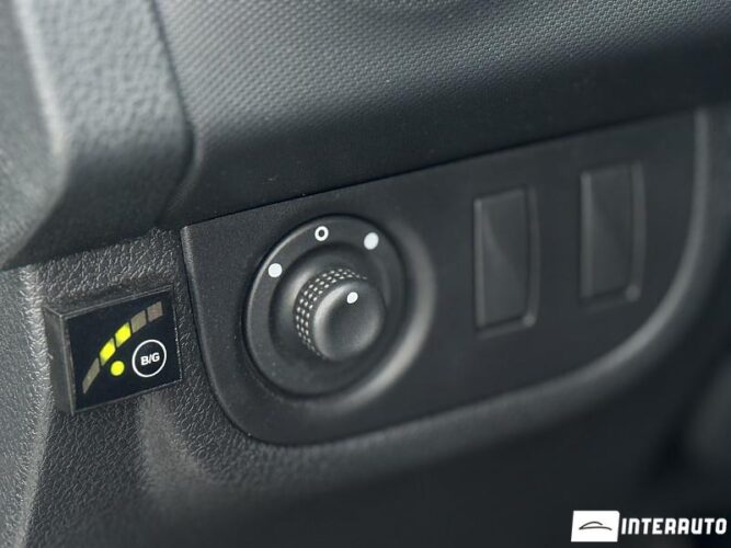 Dacia Logan MCV 35 interauto-car