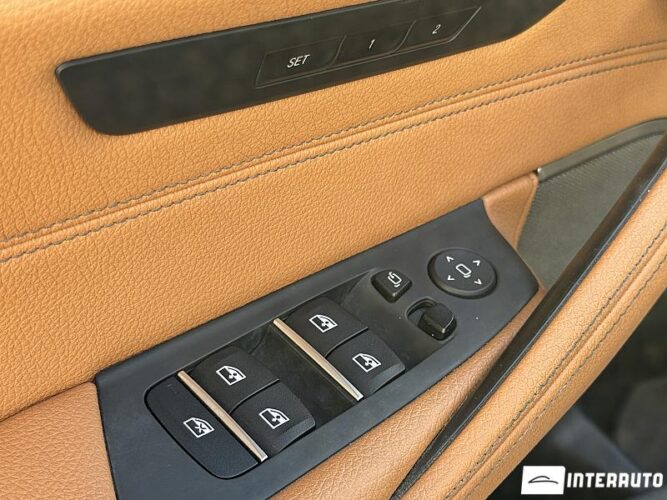 BMW 520 50 interauto-car