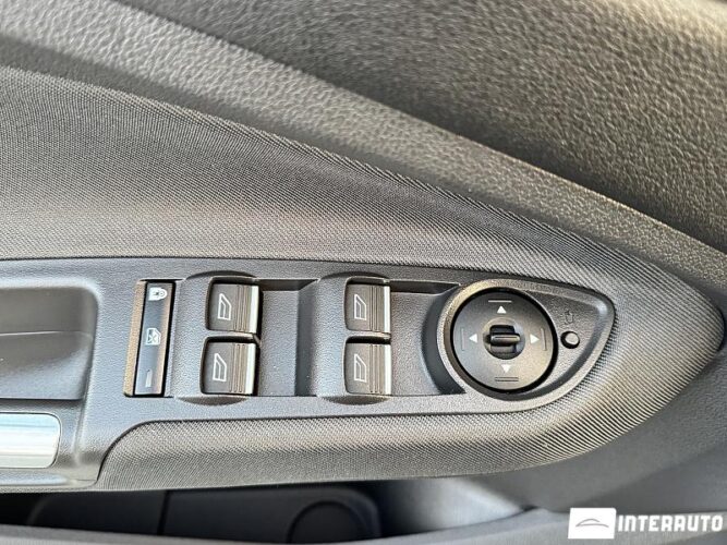 Ford Grand C-MAX 51 interauto-car