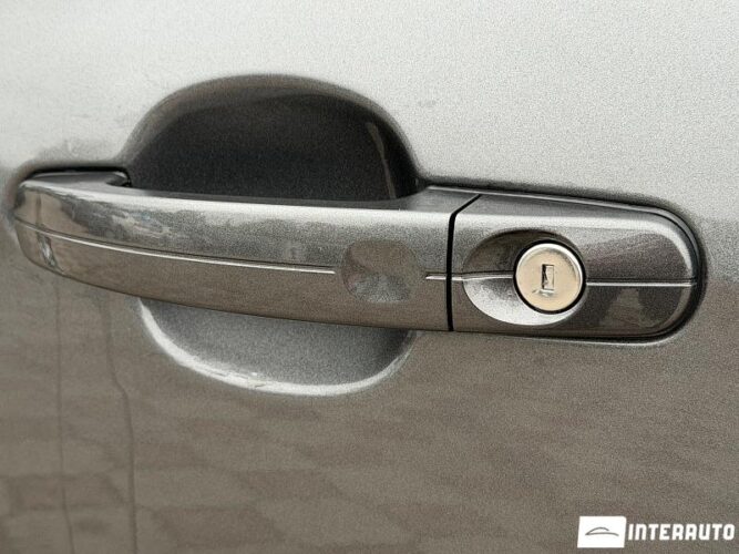 Ford Focus 37 interauto-car