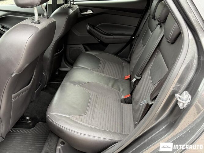 Ford Focus 49 interauto-car