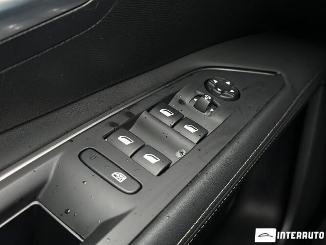 Peugeot 3008 37 interauto-car