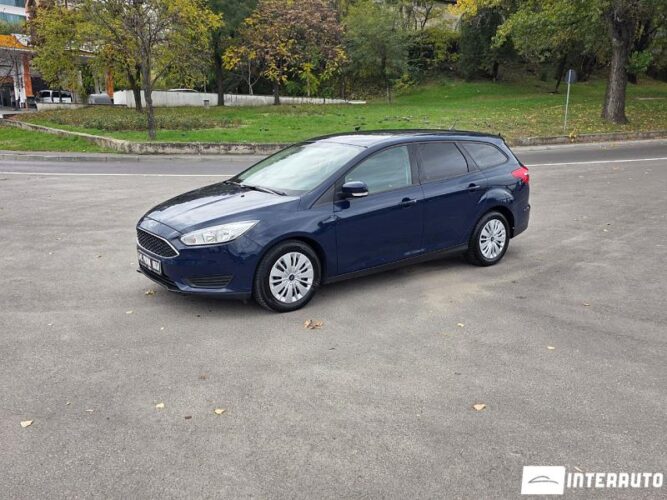 Ford Focus 24 interauto-car