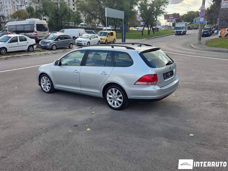 Volkswagen Golf 18 automobil-interauto