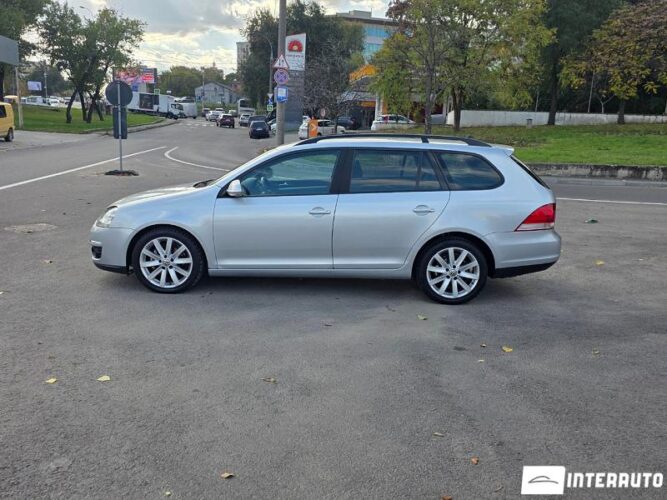 Volkswagen Golf 28 interauto-car
