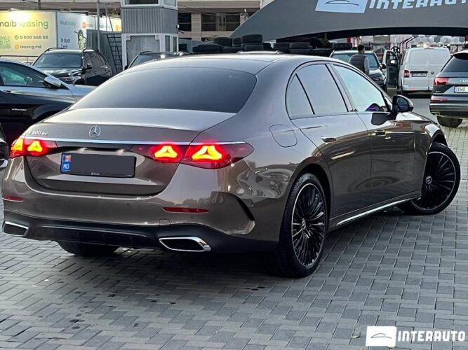 Mercedes E 300de 34 mercedes E 300de 2024