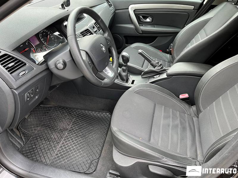 Renault Laguna 17 automobil-interauto