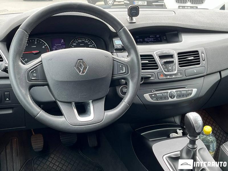 Renault Laguna 18 automobil-interauto